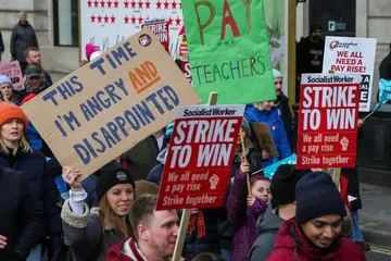 UK Government and Unions Lock Horns Over Public Sector Pay Hikes