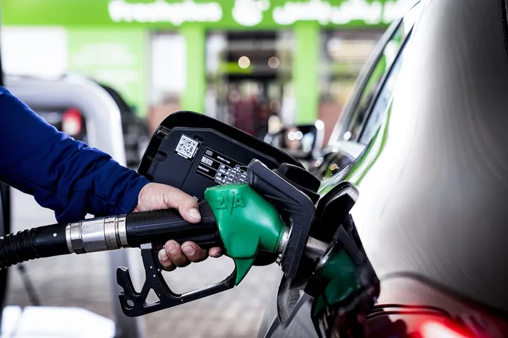 UAE Petrol Prices for March 2025 Announced – Slight Decrease in Fuel Rates
