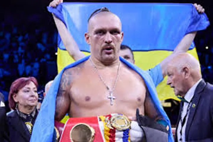 Oleksandr Usyk Awaits Dubois vs. Parker Winner for Next Fight